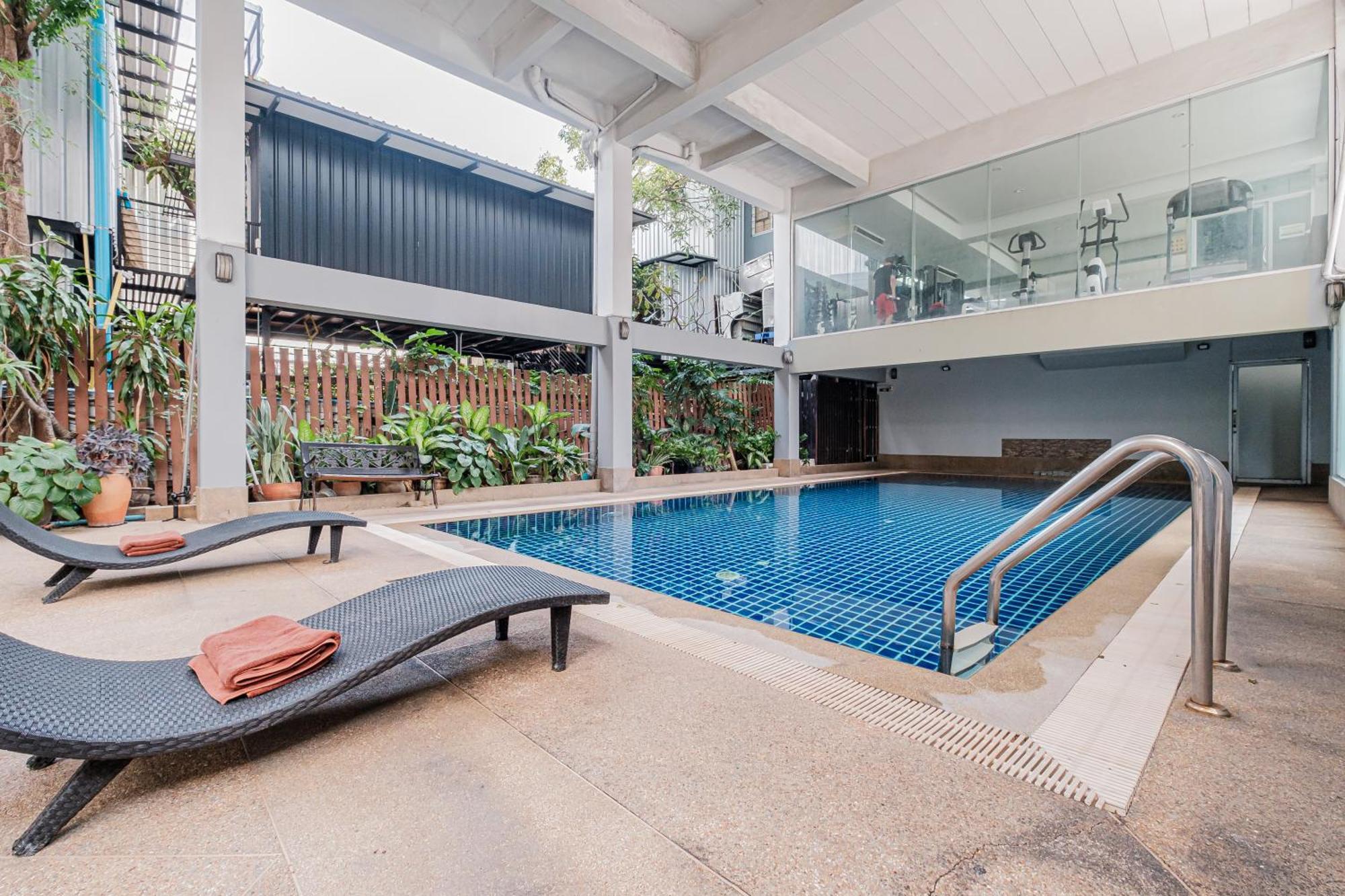 Boss Mansion Hotel Bangkok Ngoại thất bức ảnh