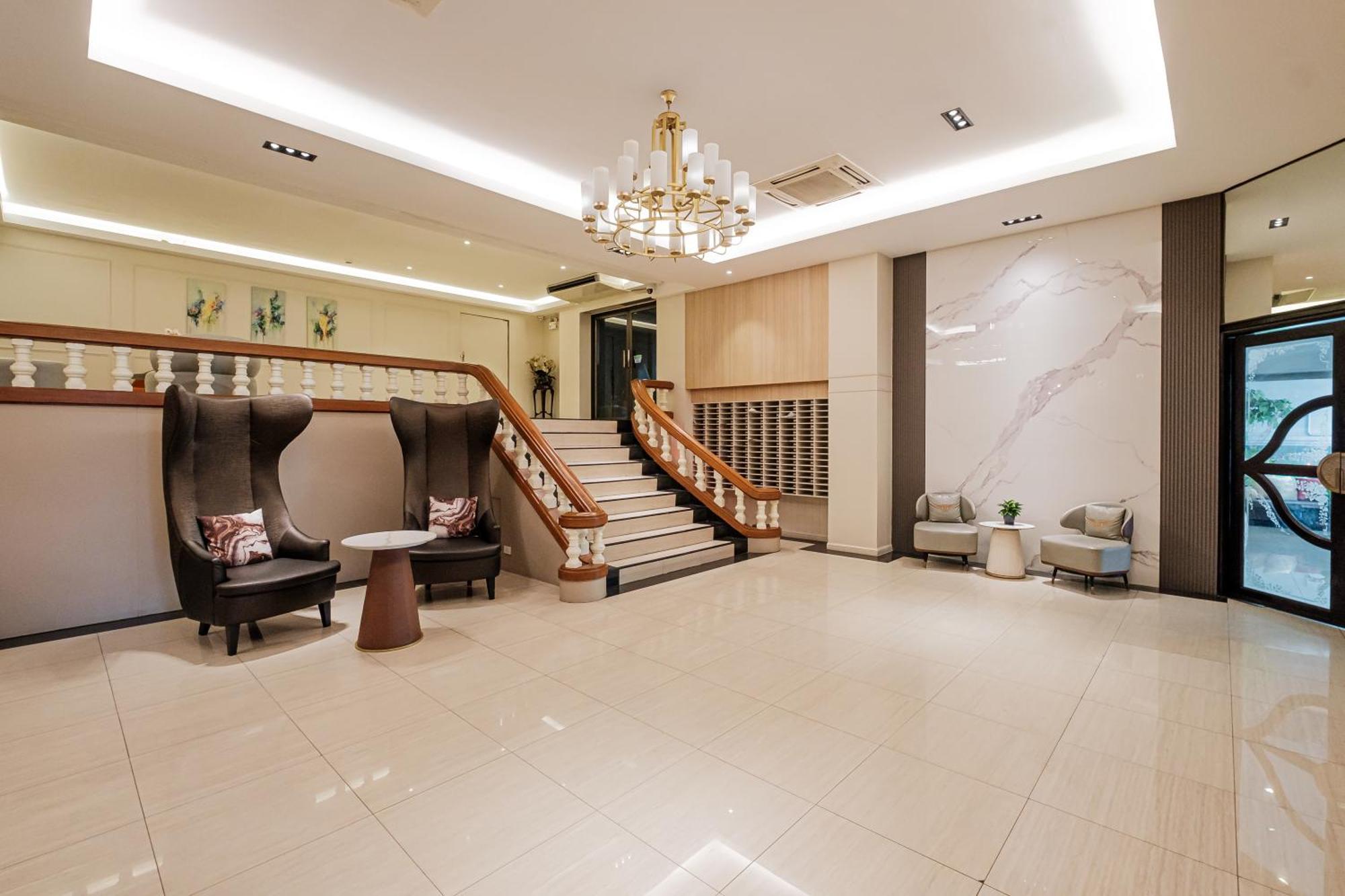 Boss Mansion Hotel Bangkok Ngoại thất bức ảnh