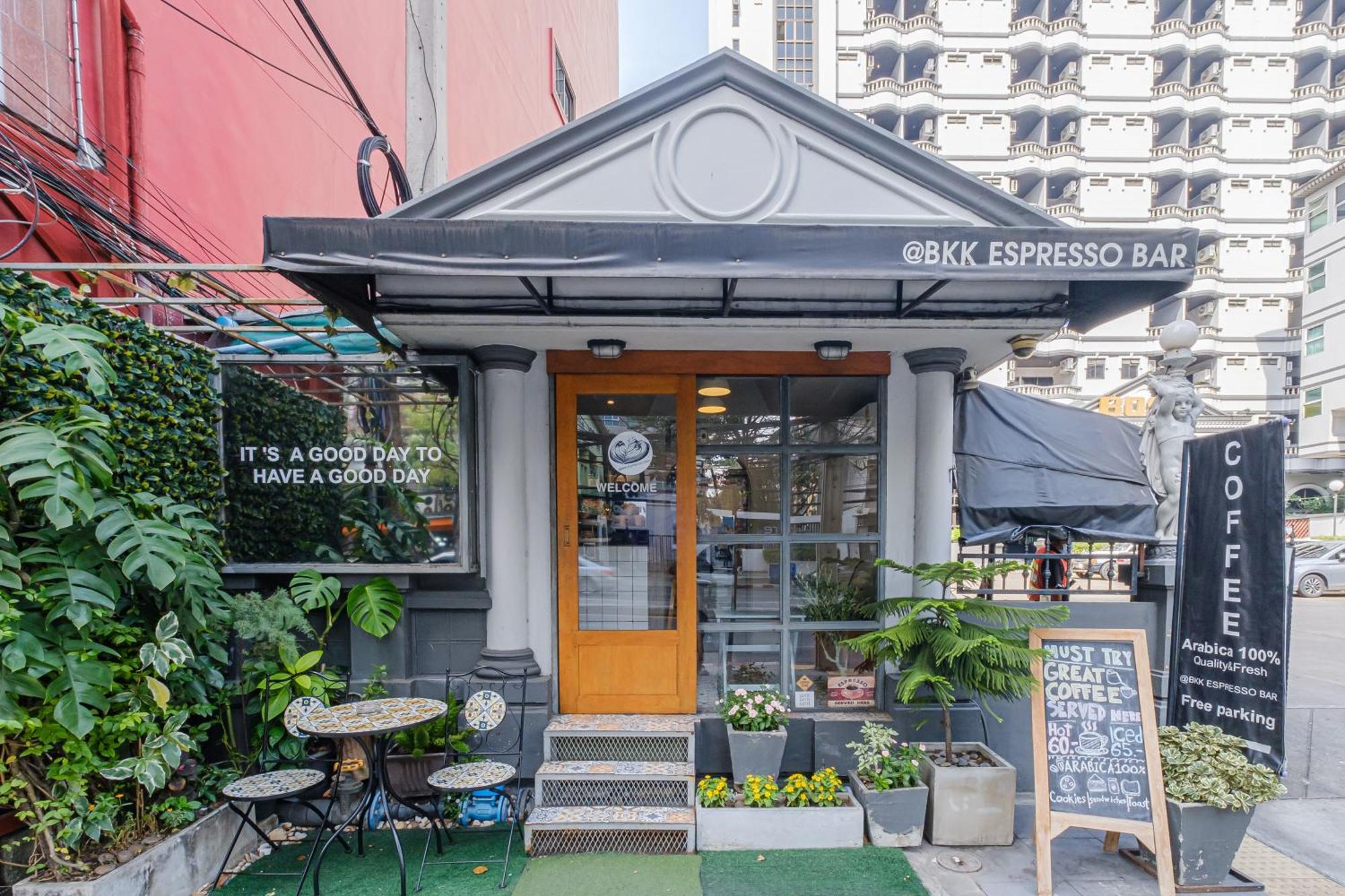 Boss Mansion Hotel Bangkok Ngoại thất bức ảnh