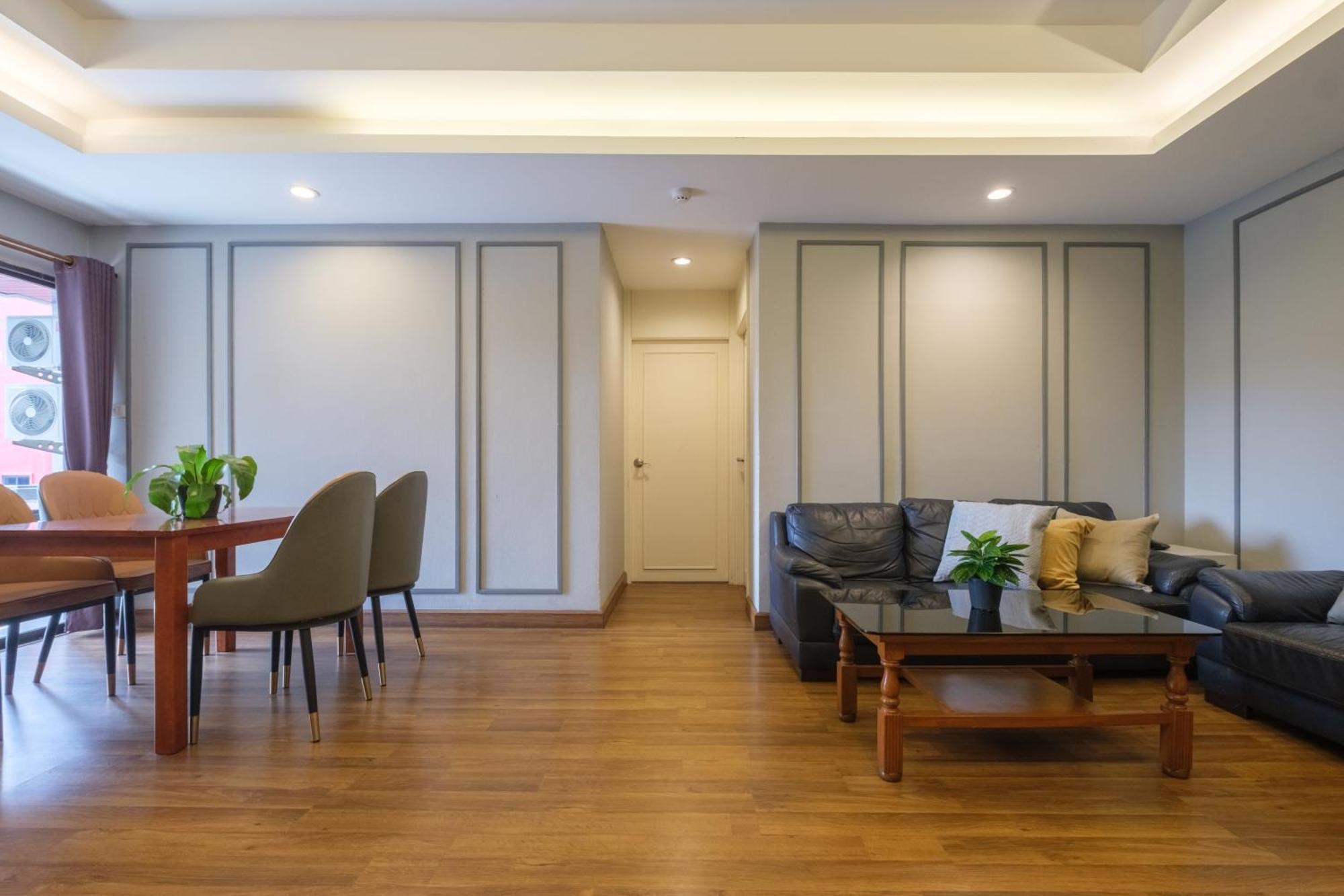 Boss Mansion Hotel Bangkok Ngoại thất bức ảnh