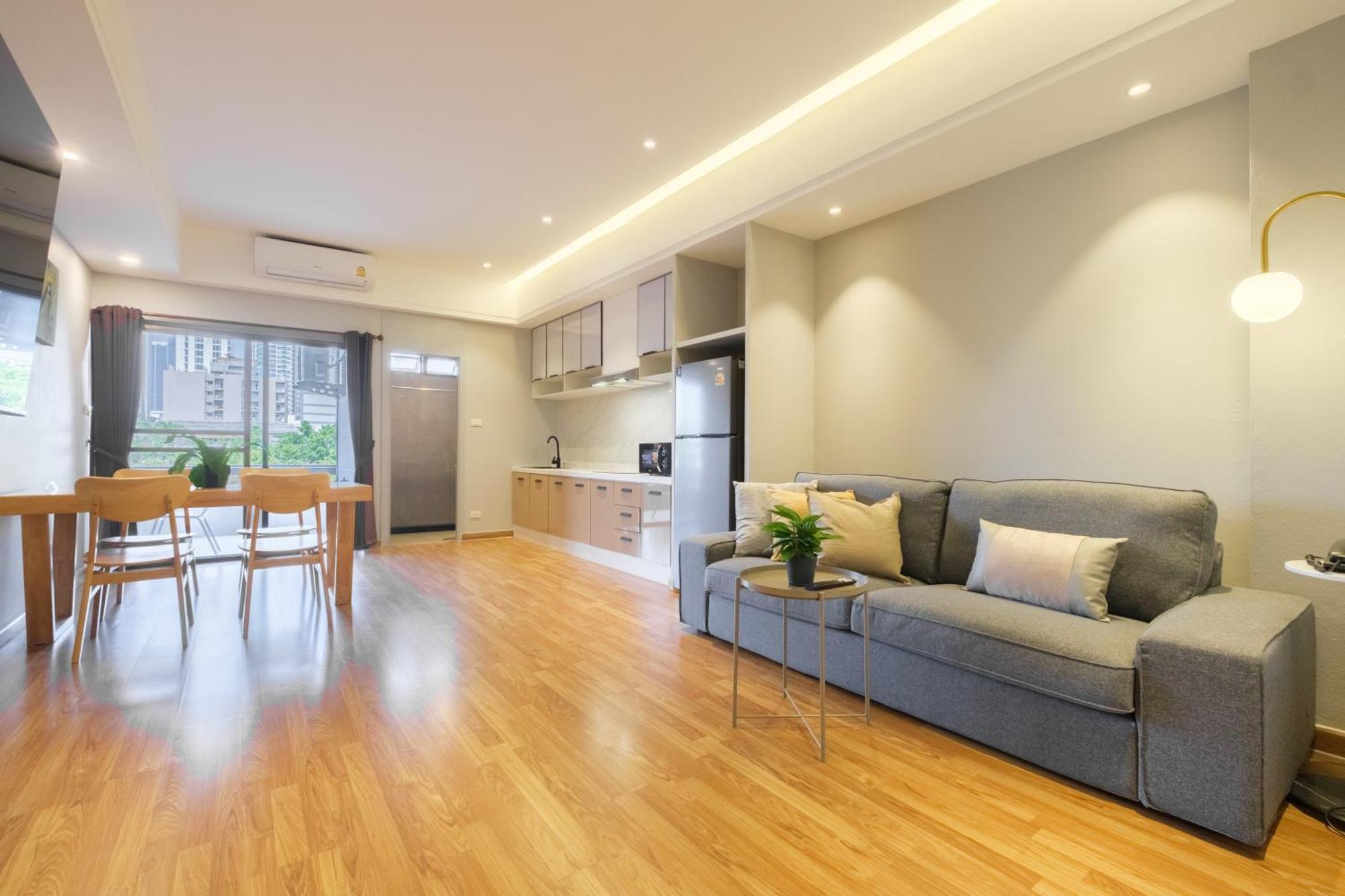 Boss Mansion Hotel Bangkok Ngoại thất bức ảnh
