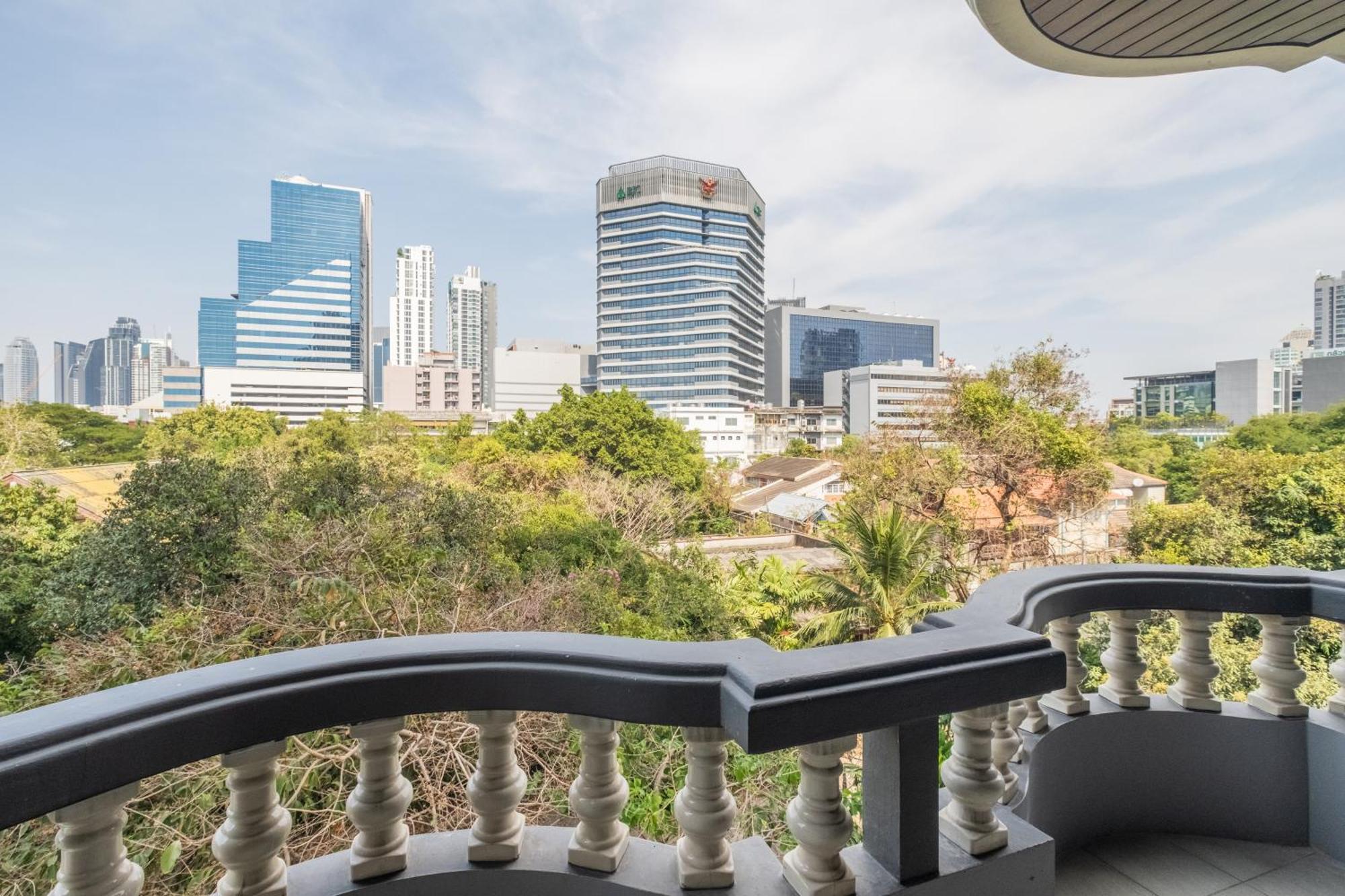 Boss Mansion Hotel Bangkok Ngoại thất bức ảnh